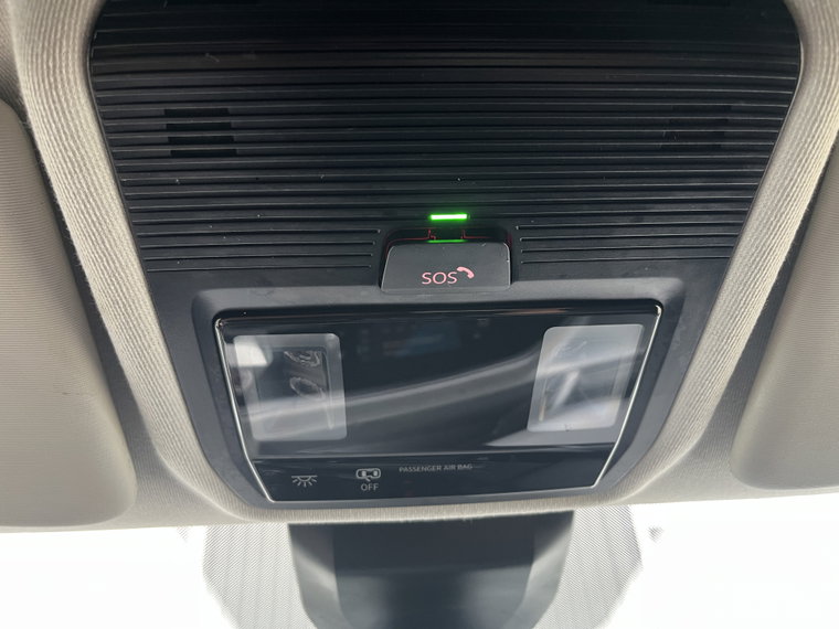 Vehicle Image 38