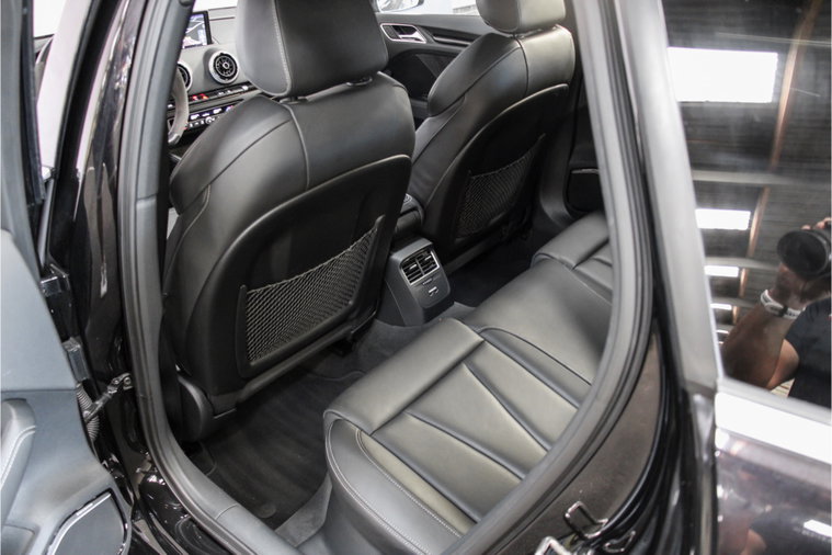 Vehicle Image 36