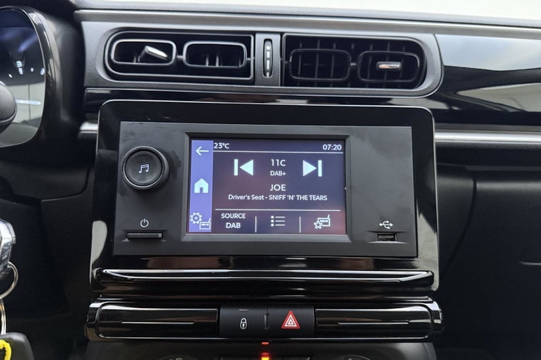 Vehicle Image 19
