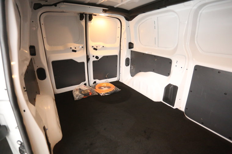 Vehicle Image 23