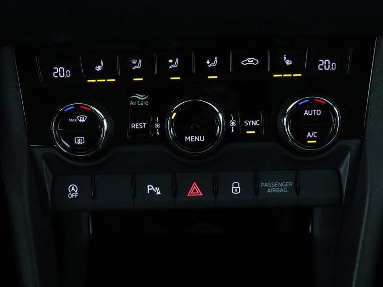 Vehicle Image 34