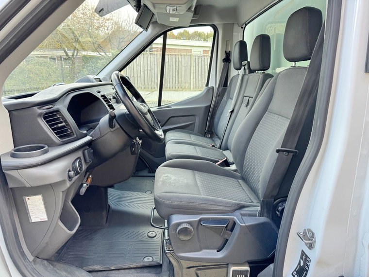 Vehicle Image 13