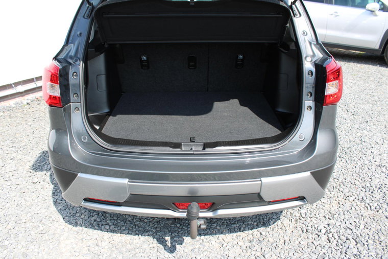 Vehicle Image 12