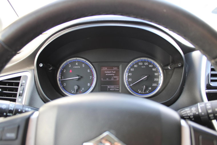 Vehicle Image 15