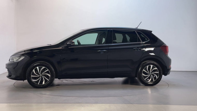 Vehicle Image 14