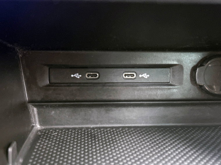 Vehicle Image 35