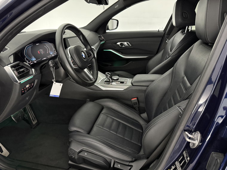 Vehicle Image 37