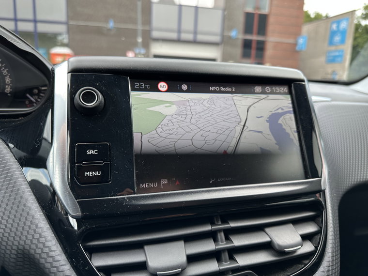 Vehicle Image 19