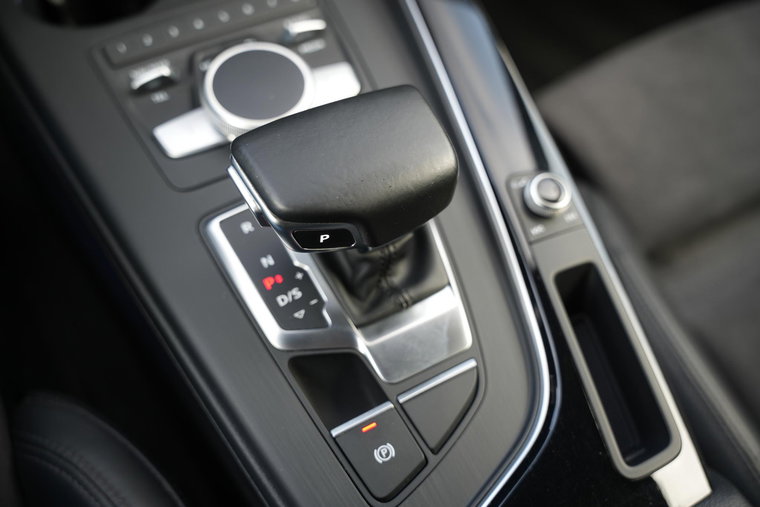 Vehicle Image 30