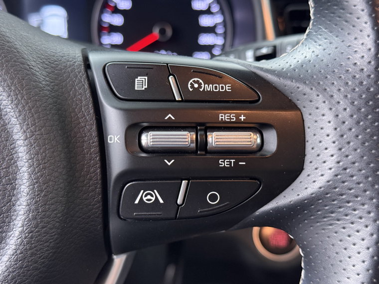 Vehicle Image 28