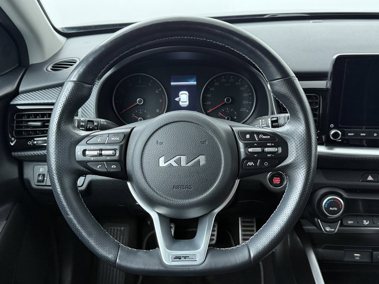 Vehicle Image 38