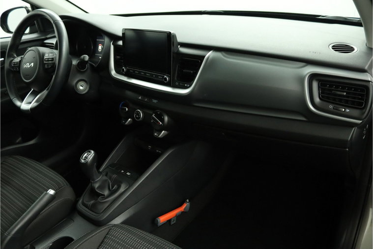 Vehicle Image 33