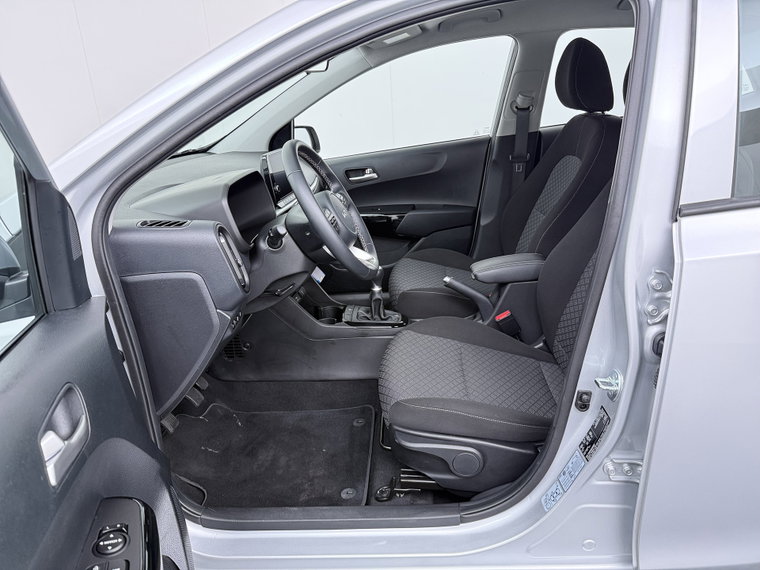 Vehicle Image 19