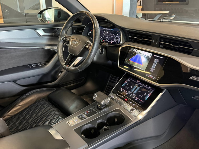 Vehicle Image 21
