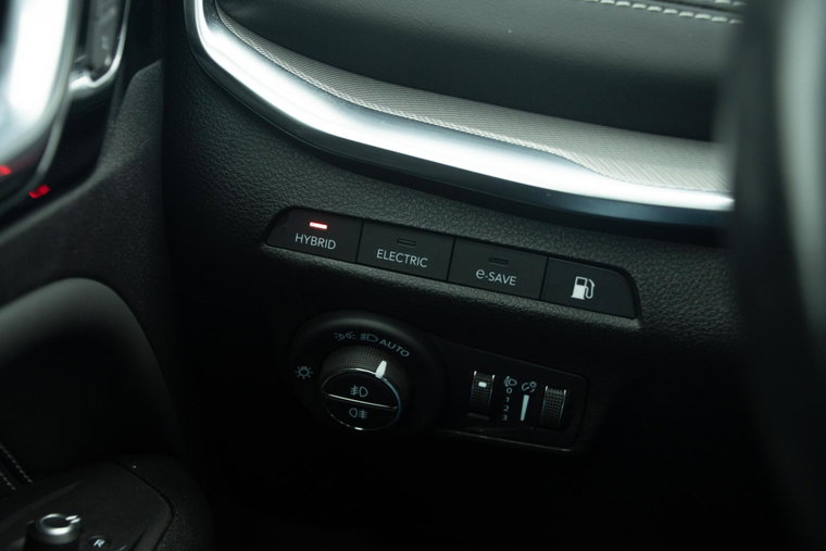 Vehicle Image 32