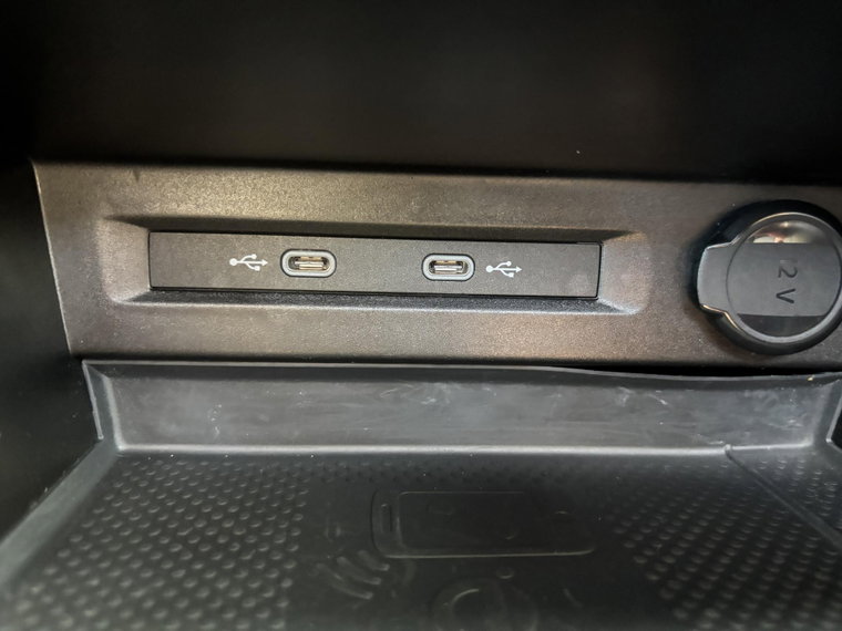 Vehicle Image 41