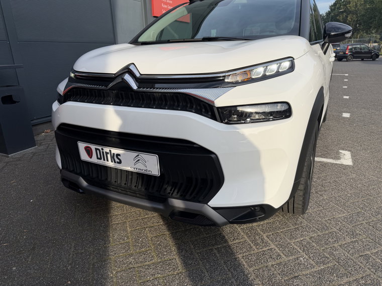 Vehicle Image 27