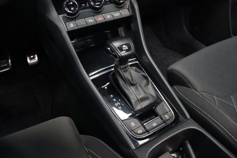 Vehicle Image 36