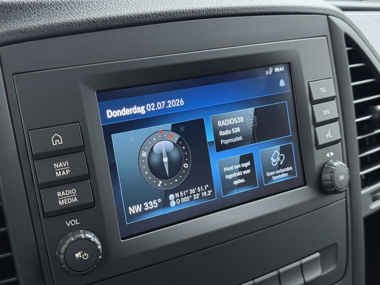 Vehicle Image 30