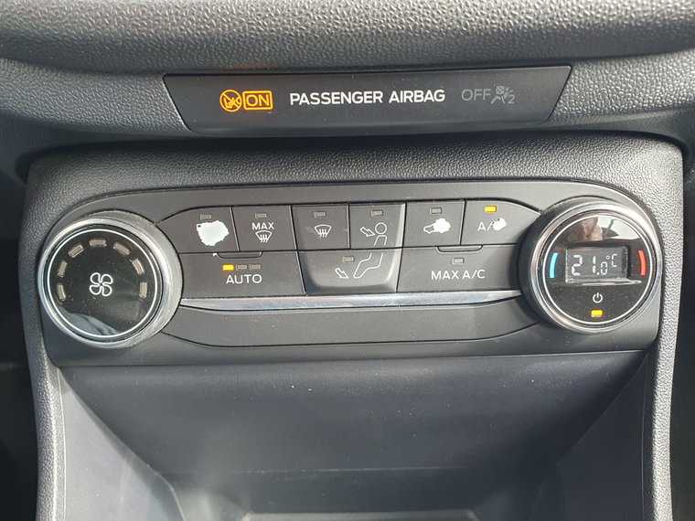 Vehicle Image 34