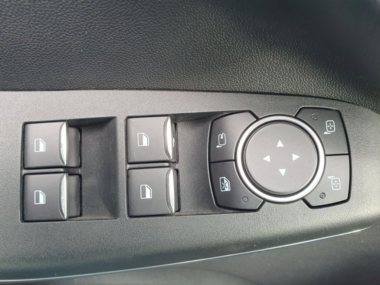 Vehicle Image 41