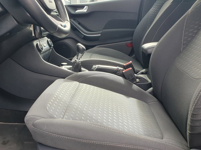 Vehicle Image 45