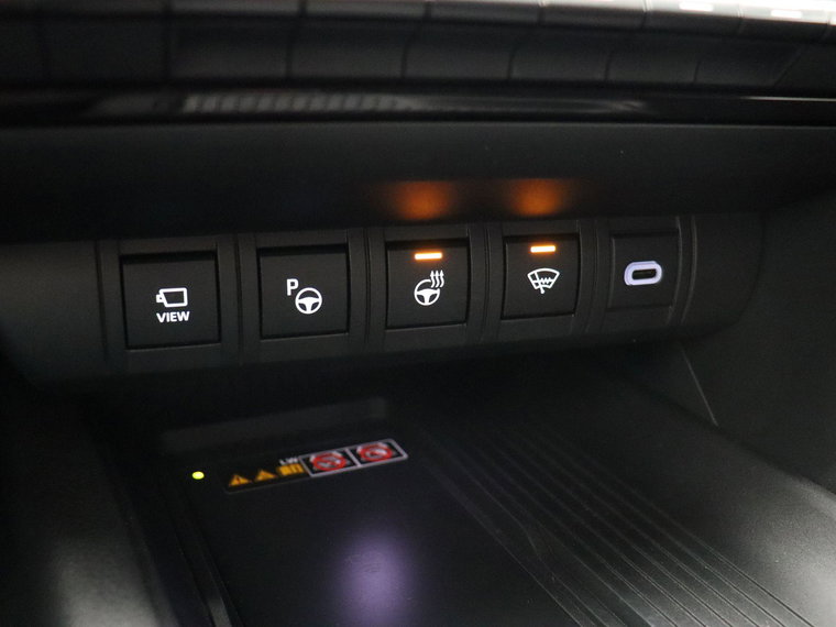 Vehicle Image 35