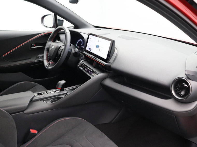 Vehicle Image 11