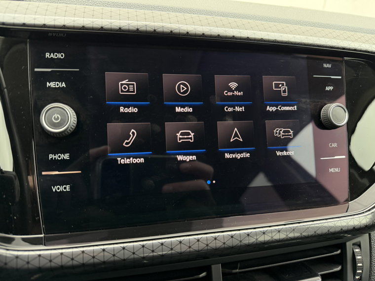 Vehicle Image 48