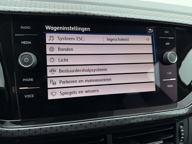 Vehicle Image 52