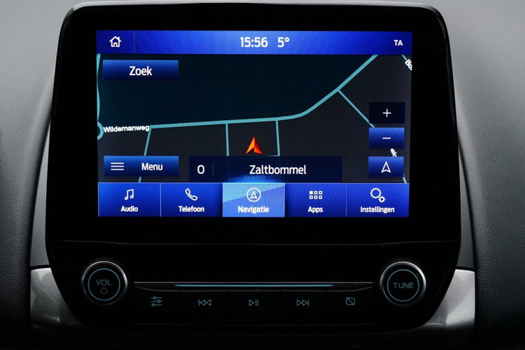 Vehicle Image 8