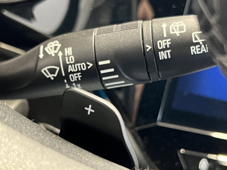 Vehicle Image 24