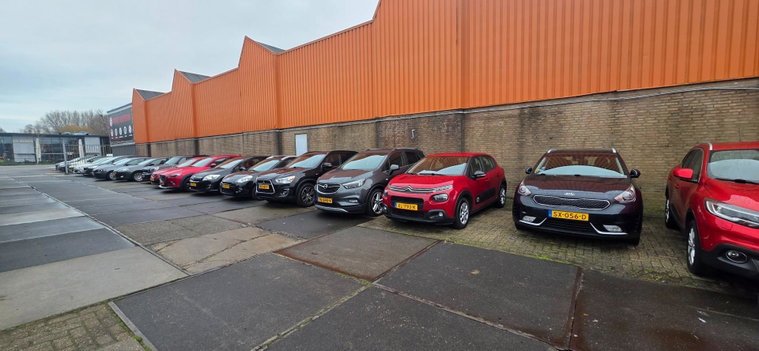 Vehicle Image 30