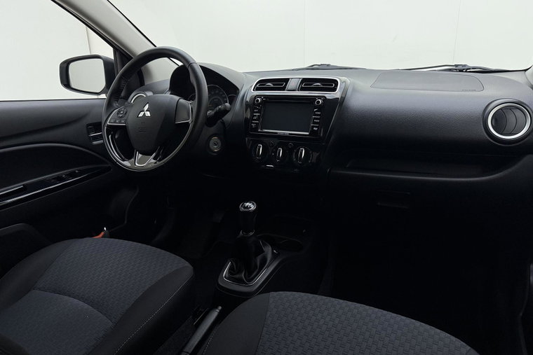 Vehicle Image 13