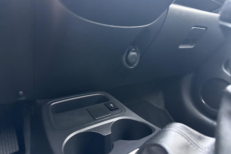 Vehicle Image 15