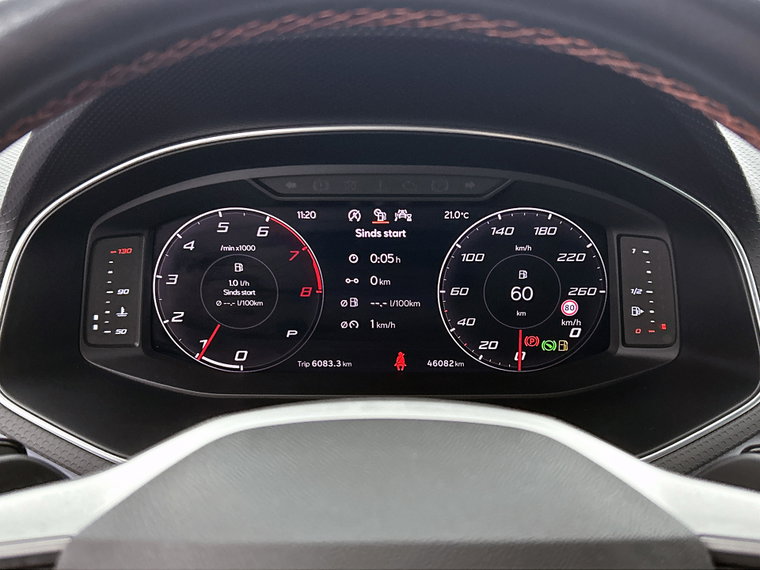 Vehicle Image 23