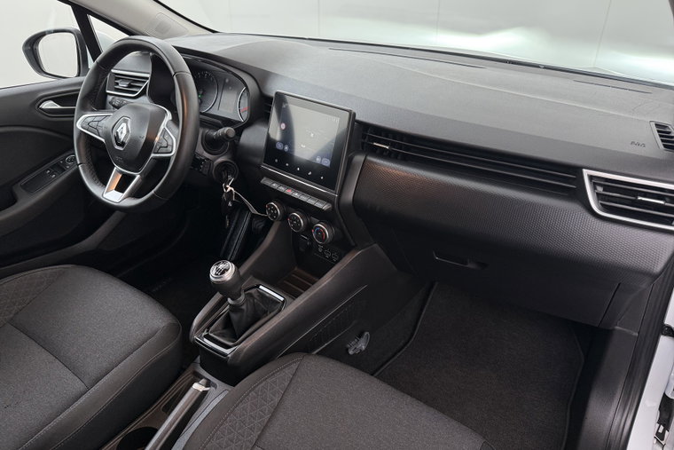 Vehicle Image 16