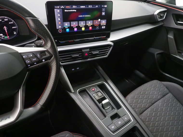 Vehicle Image 37