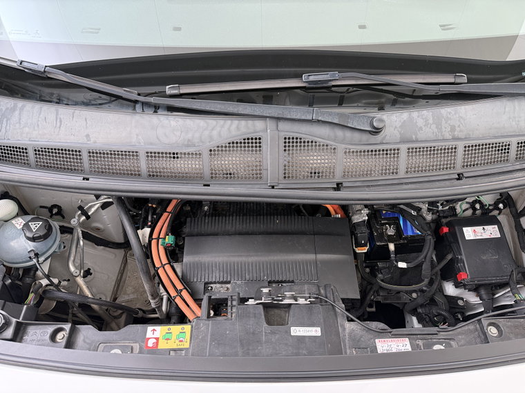 Vehicle Image 36
