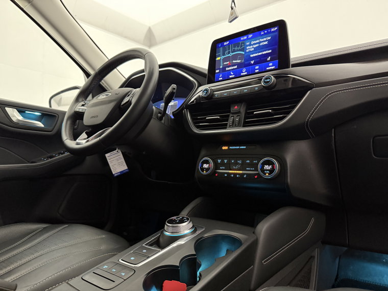 Vehicle Image 37