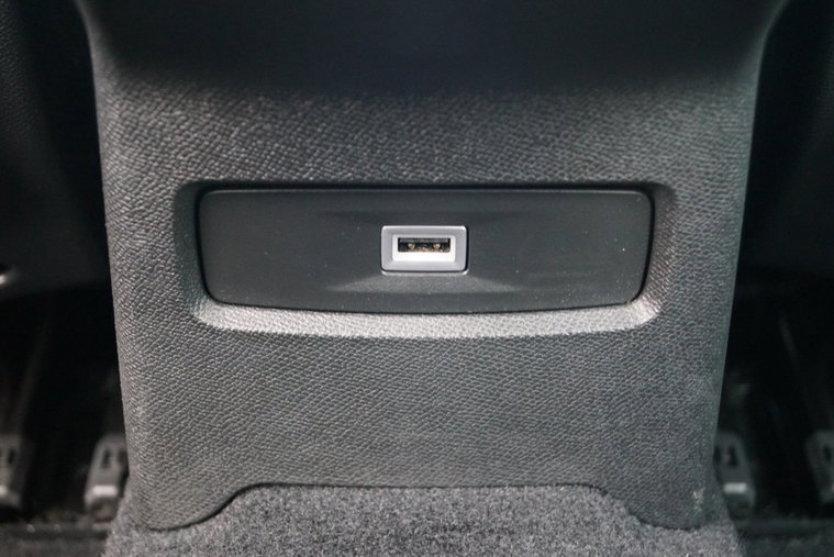 Vehicle Image 37