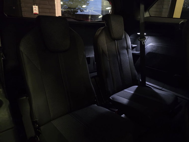 Vehicle Image 36
