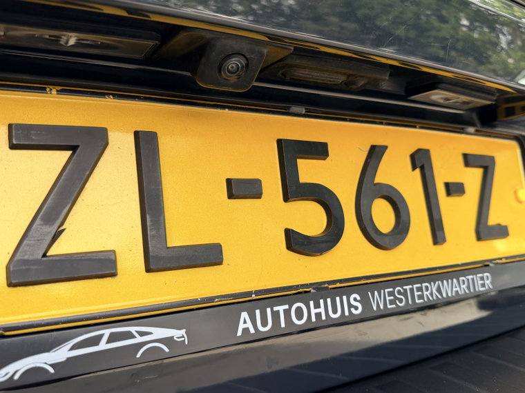 Vehicle Image 40