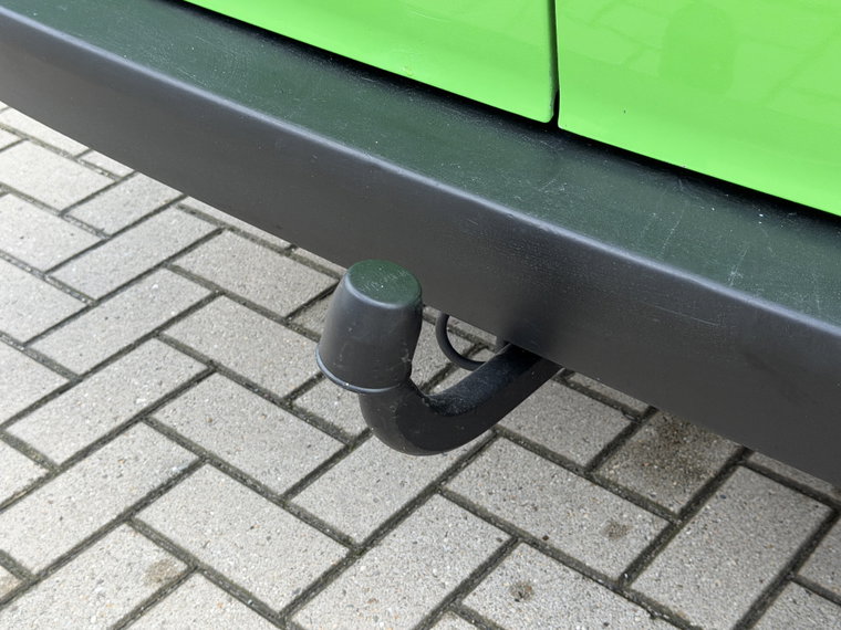 Vehicle Image 24