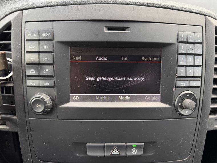 Vehicle Image 38