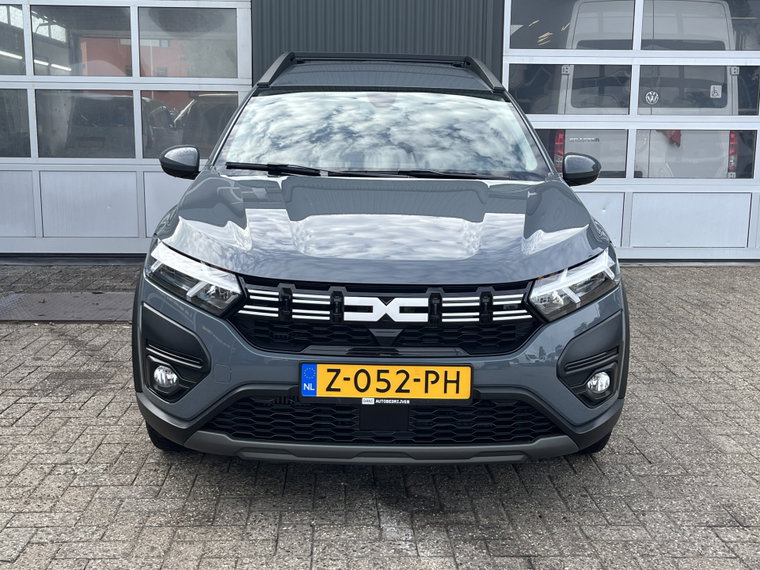 Vehicle Image 17