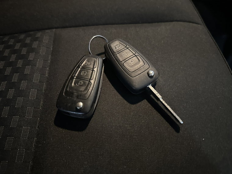 Vehicle Image 21