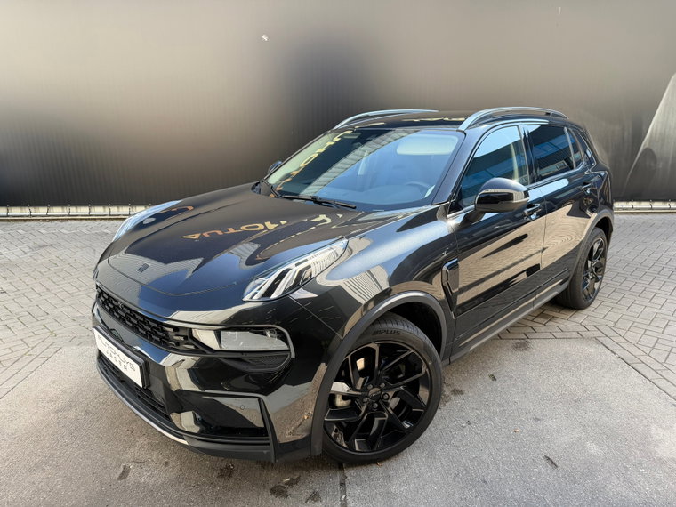 Vehicle Image 4