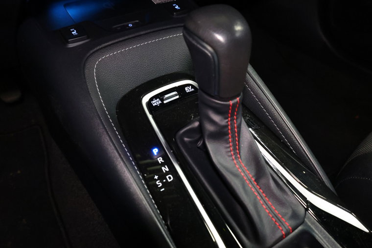 Vehicle Image 21