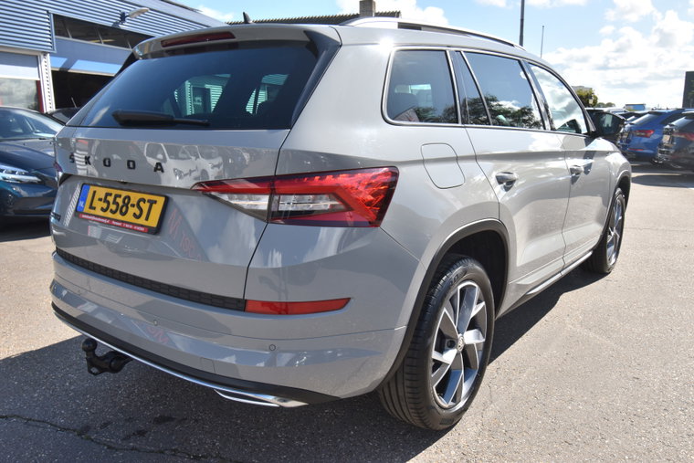 Vehicle Image 18